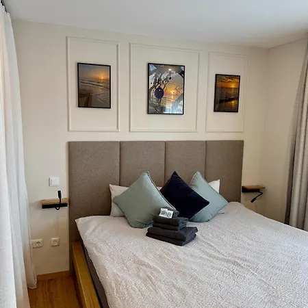Bavarian Pre-alps -gipfelzwerge- Apartman *